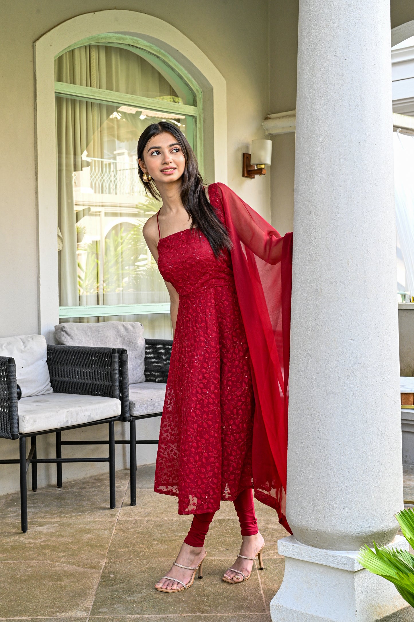 CRISS CROSS BACKLESS ANARAKLI WITH DUPPATA