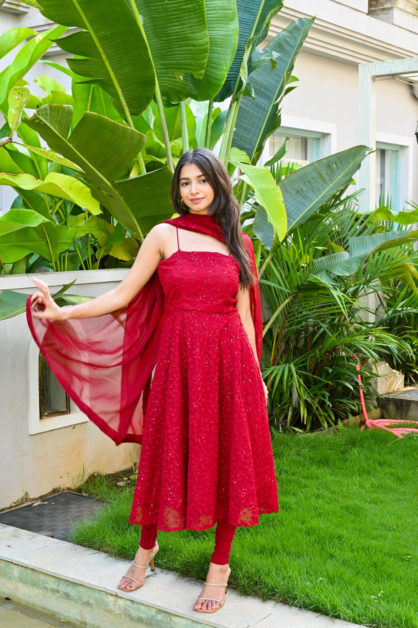 CRISS CROSS BACKLESS ANARAKLI WITH DUPPATA