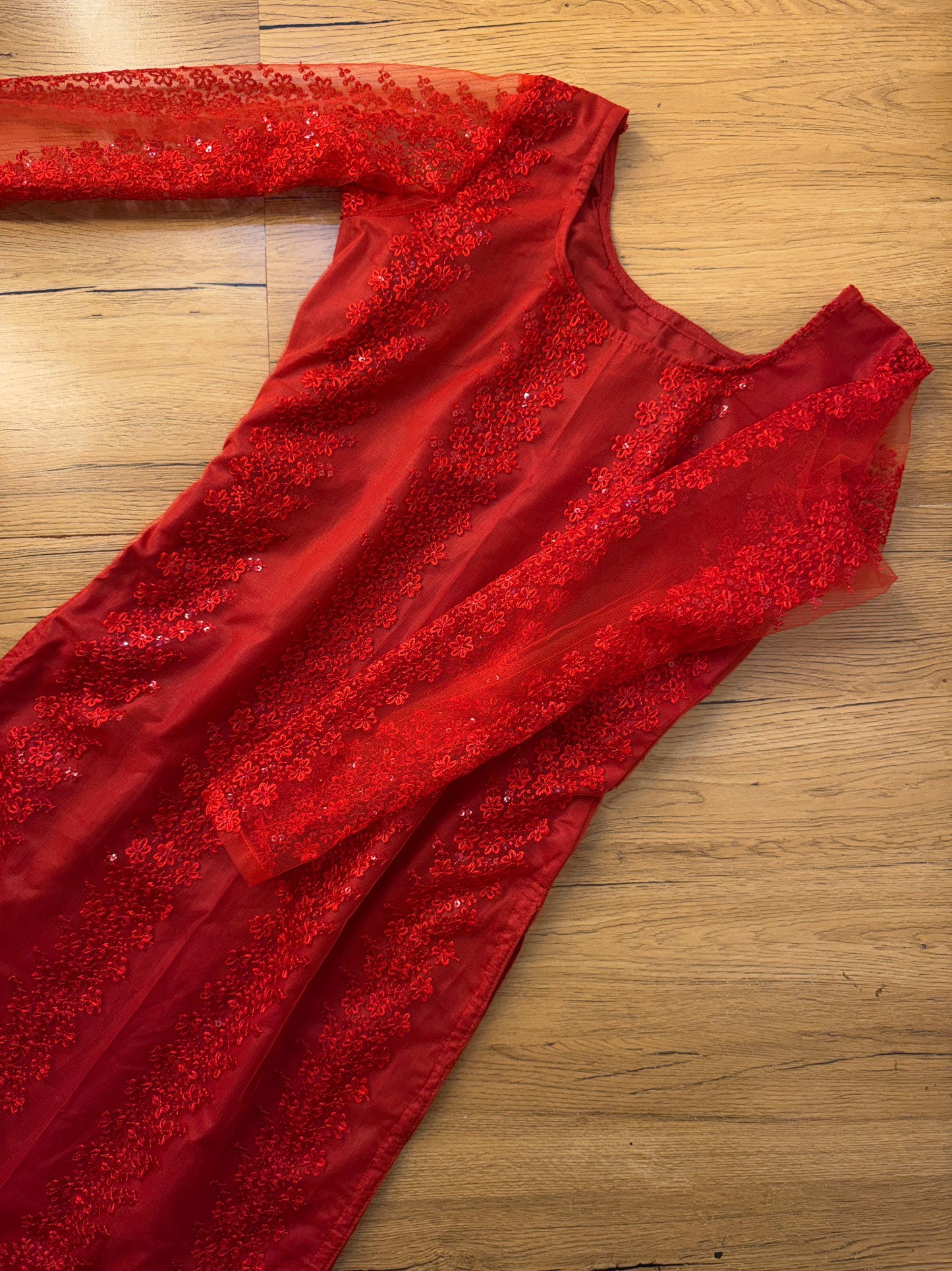 FLORAL NET EMBROIDERED KURTI