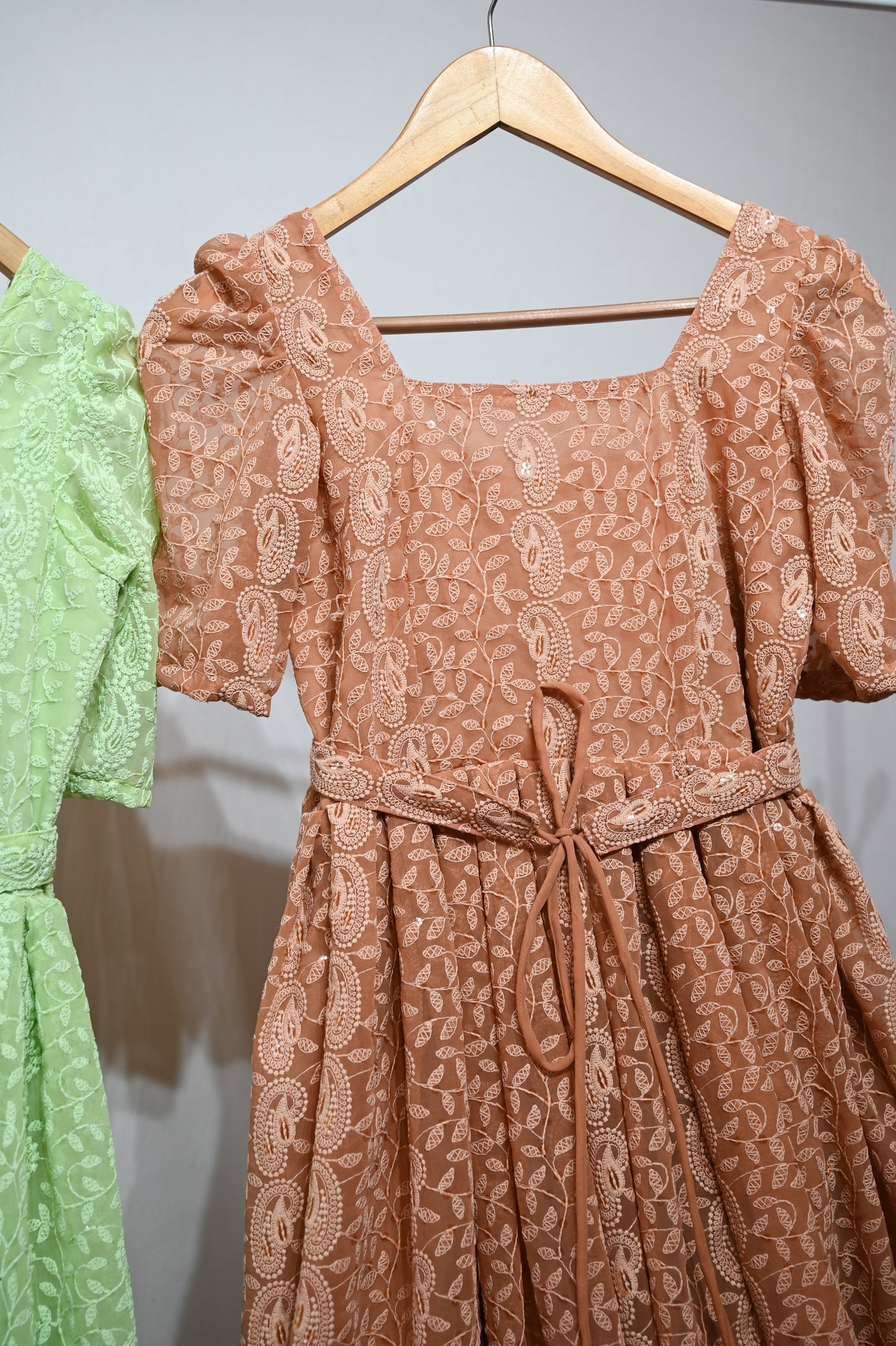 CHICKENKARI BALOON SLEEVES GOWN