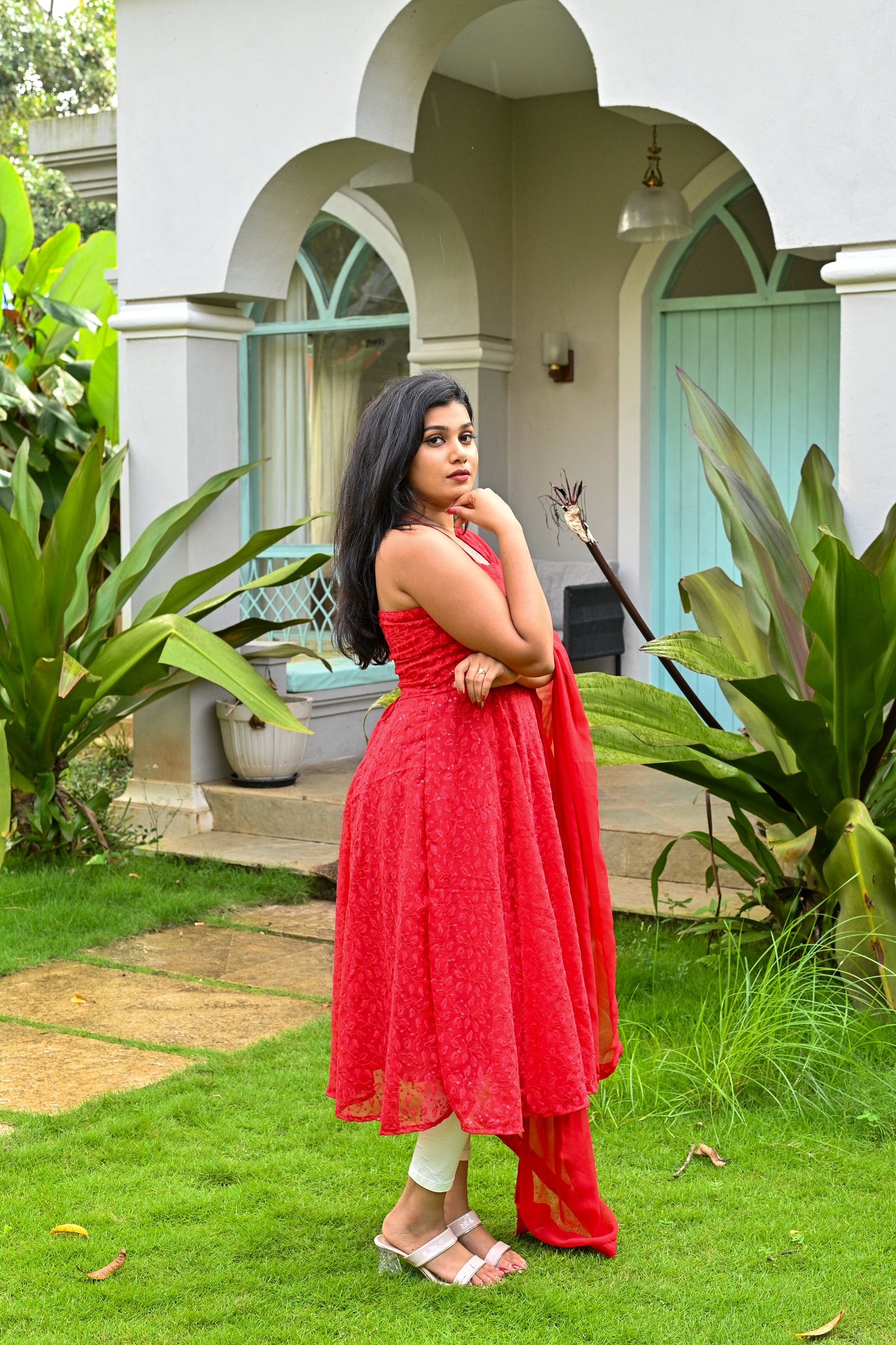 CRISS CROSS BACKLESS ANARAKLI WITH DUPPATA