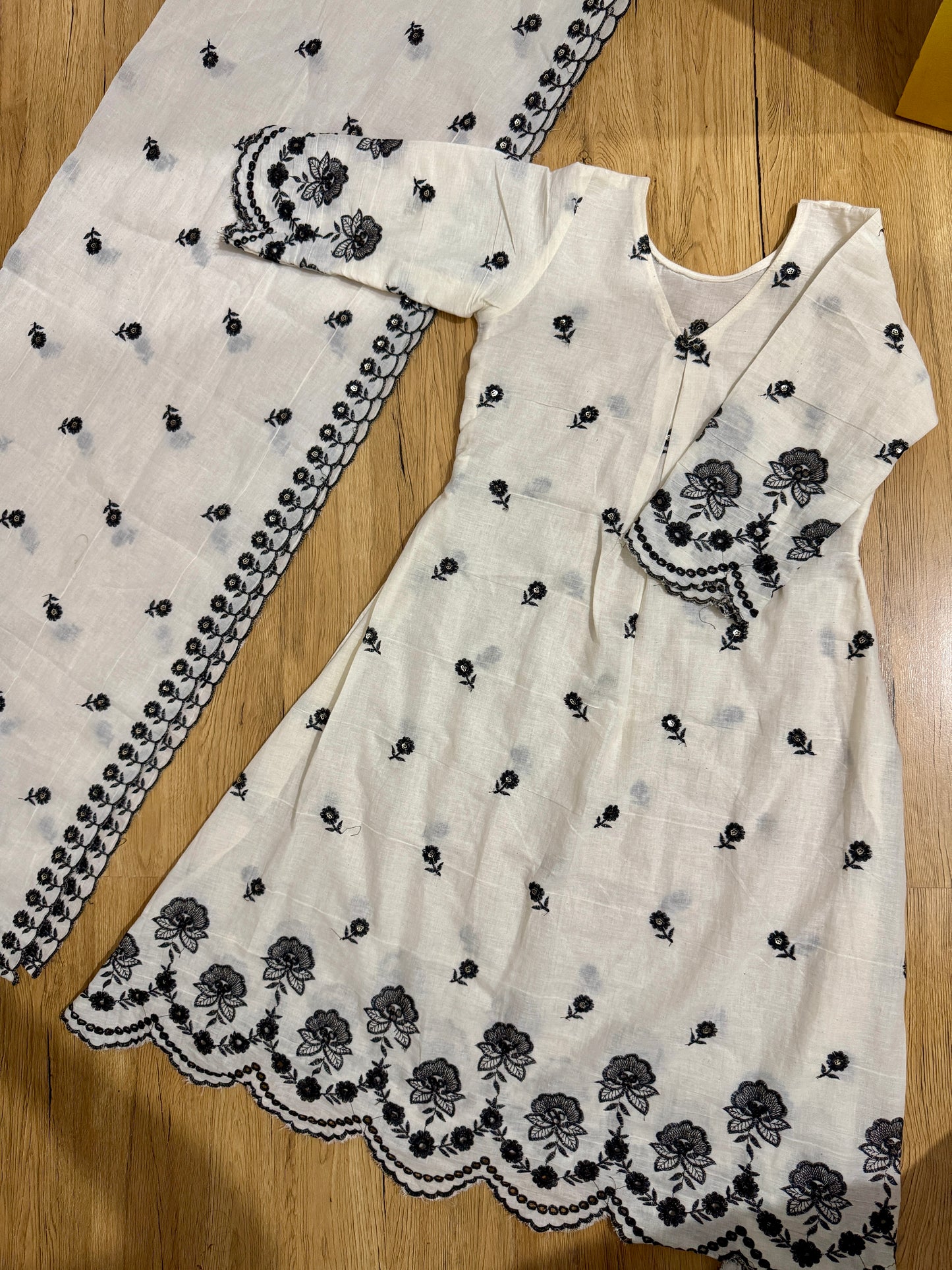 IVORY BLOOM SET