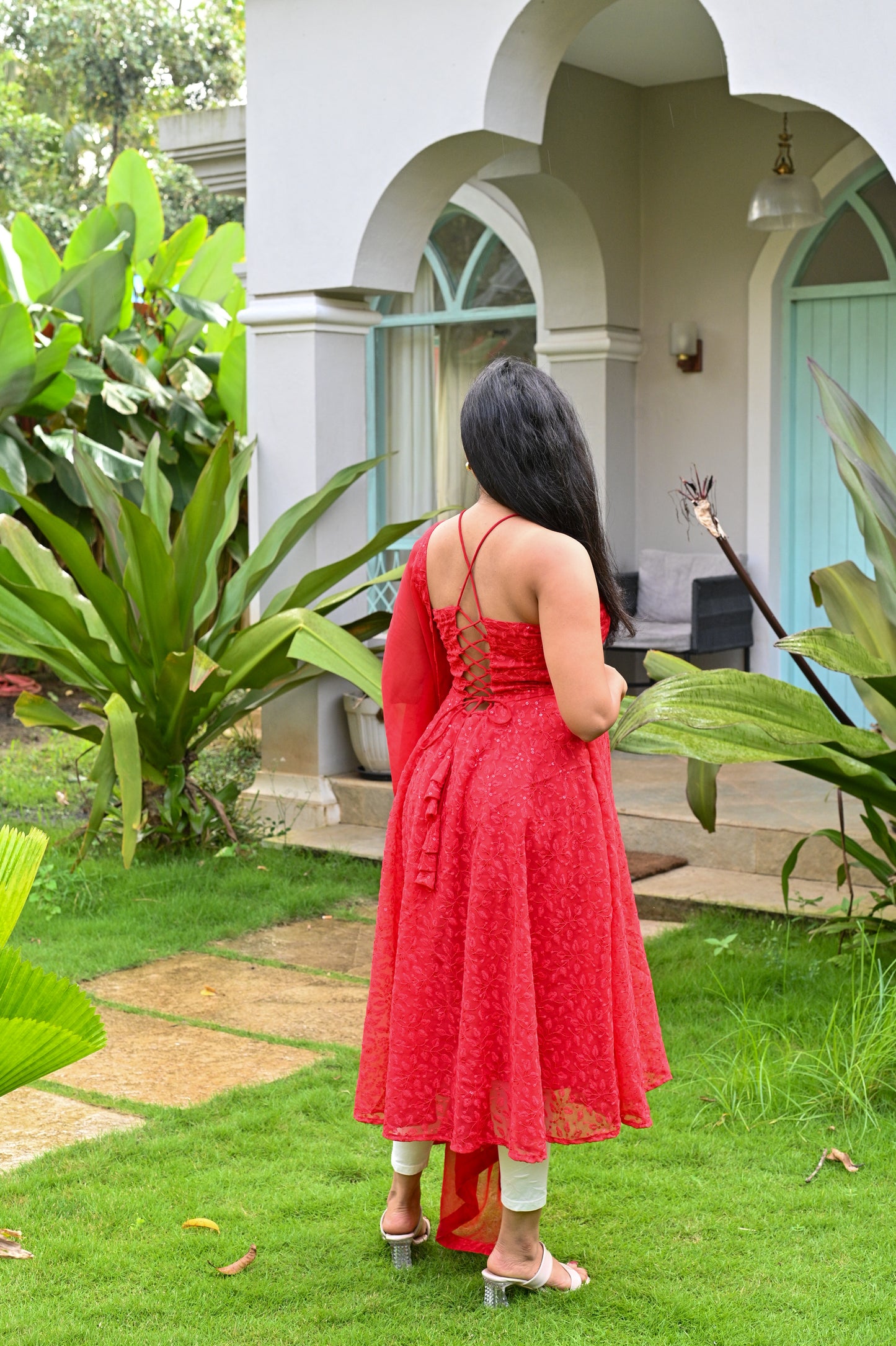 CRISS CROSS BACKLESS ANARAKLI WITH DUPPATA
