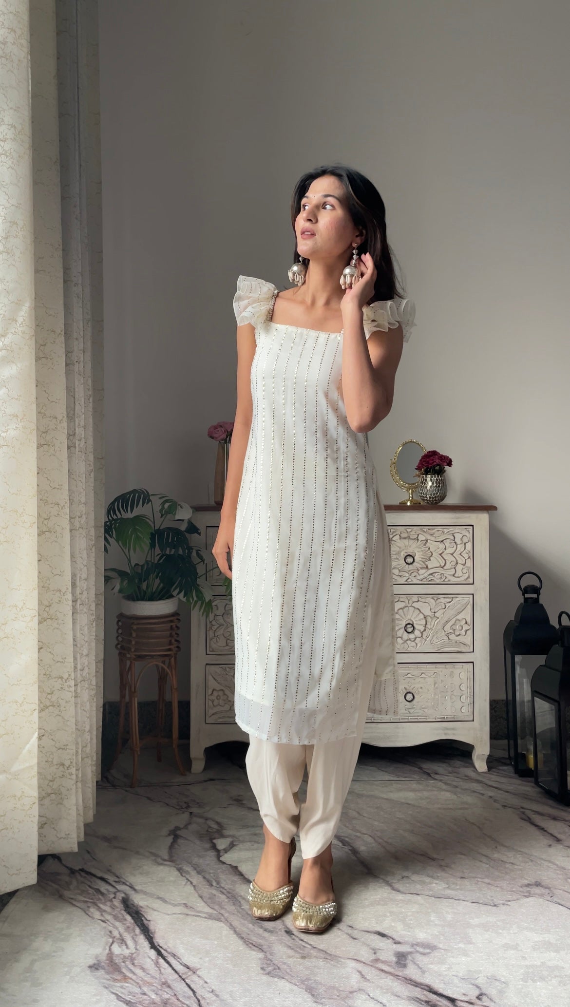 RUFFLE SLEEVE BEADWORK KURTI