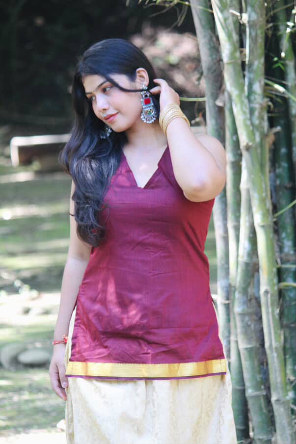 HALTER NECK BACKLESS SHORT KURTI