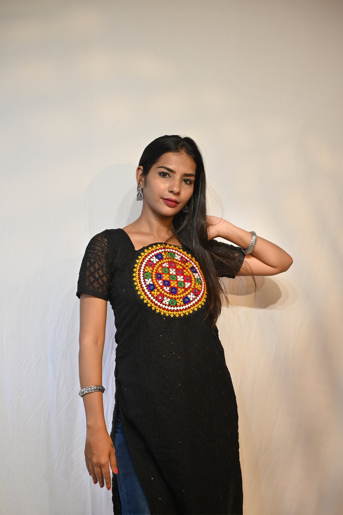 PATCHWORK  BACKLESS CHIKANKARI KURTI